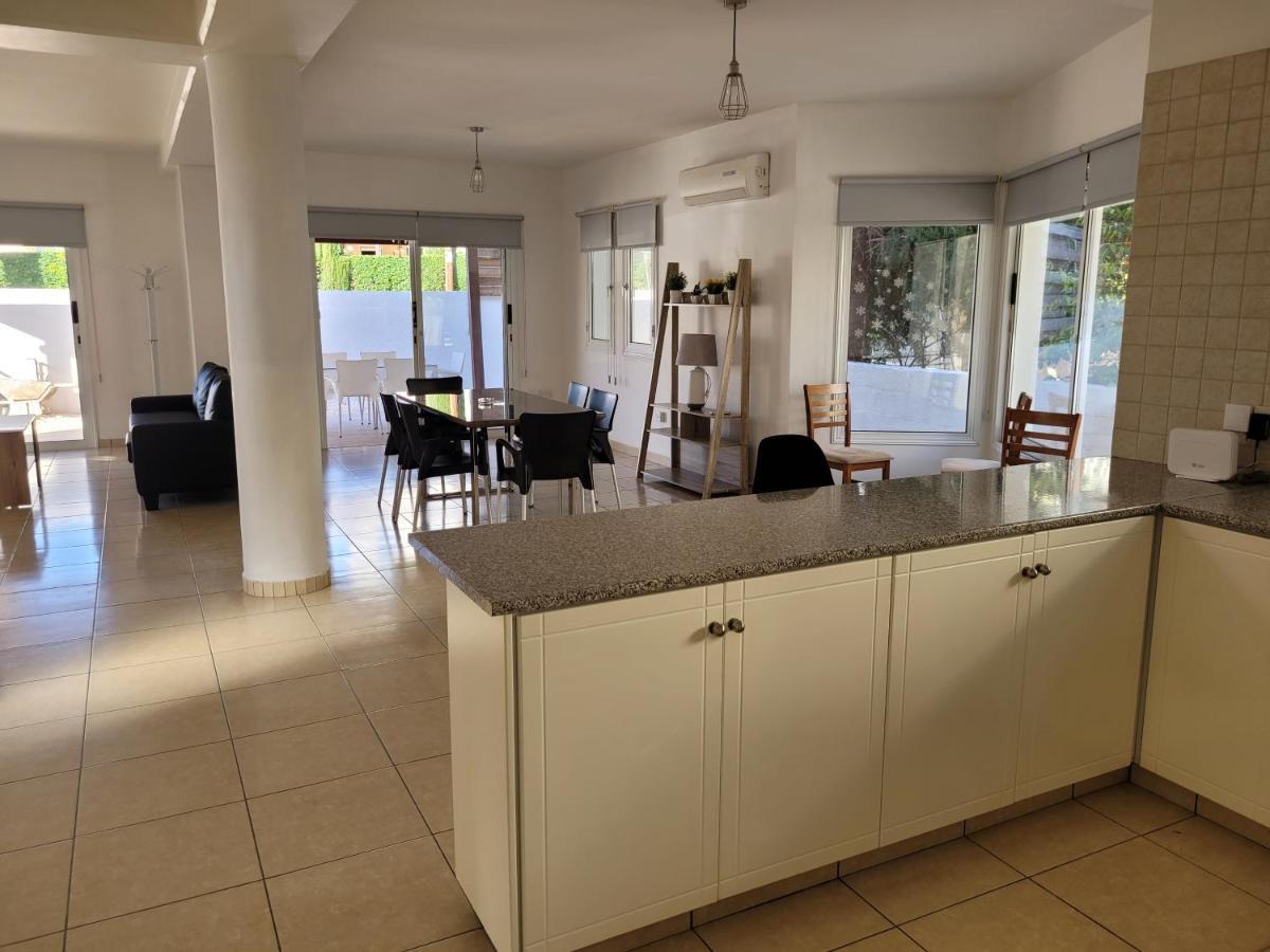 Elean Villa Paphos Eksteriør bilde